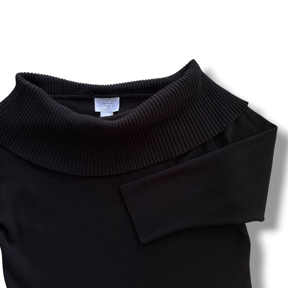 Ann Taylor Loft Size XL Black Off the Shoulder Ribbed Neckline Knit Sweater Chic
